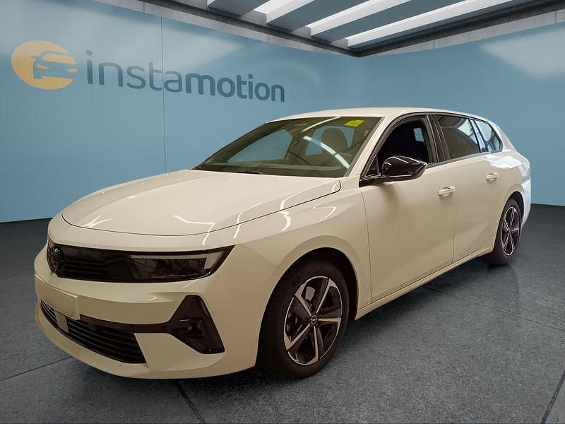 Weiß Gebraucht 2024 Opel Astra Kombi | 26.349 € (Fairer Preis) - Bild 1/4