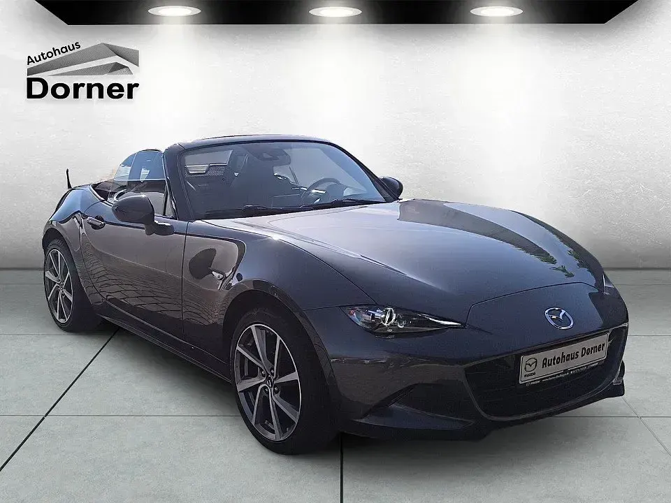 Gebraucht Mazda MX5 Signature 184 PS (135 kW) 2018 Matrixgrau metallic Cabrio