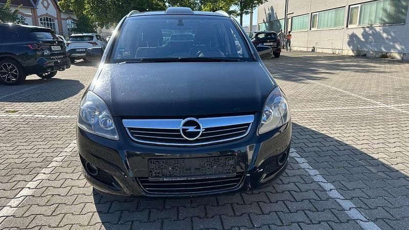 Schwarz Gebraucht 2011 Opel Zafira Sport Van / Kleinbus | 2.200 € (Superpreis) - Bild 1/4