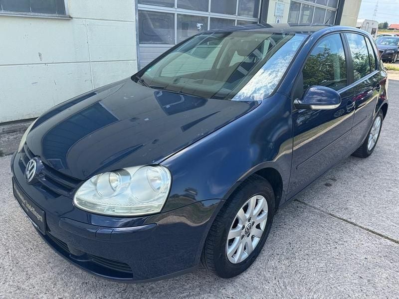 Blau Gebraucht 2005 VW Golf V Comfortline Limousine | 2.500 € (Superpreis) - Bild 1/4