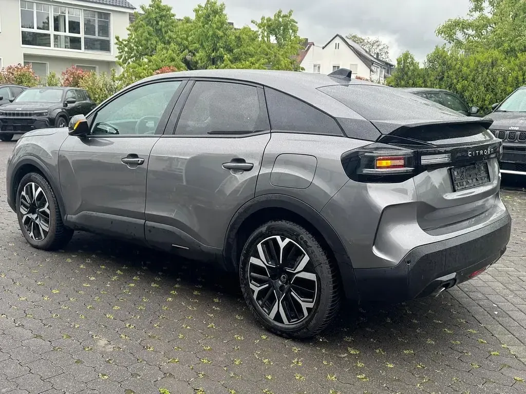 Second-hand Citroën C4 136 CP (100 kW) 2025 Gri SUV