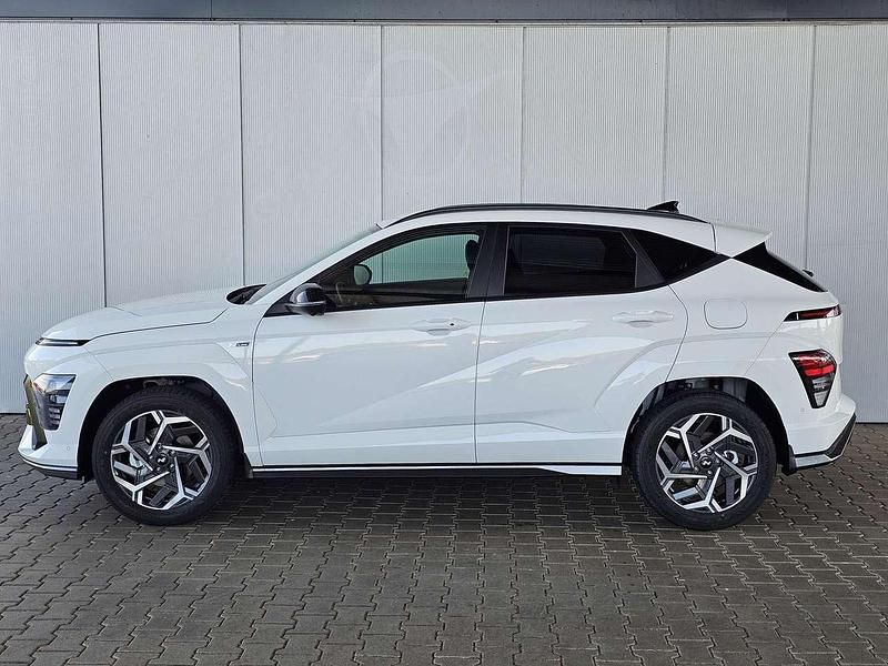 Atlas white Gebraucht 2024 Hyundai Kona N Line SUV | 33.200 € (Guter Preis) - Bild 1/4