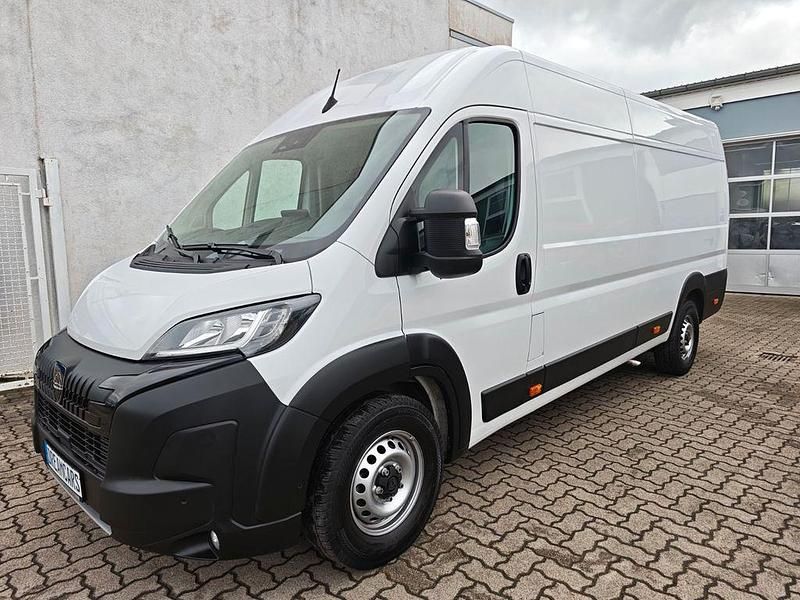 Gebraucht Peugeot Boxer 140 PS (102 kW) 2024 Weiß Van