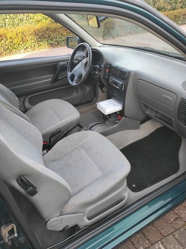 Gebraucht VW Polo 60 PS (44 kW) 1997 Grün Kleinwagen