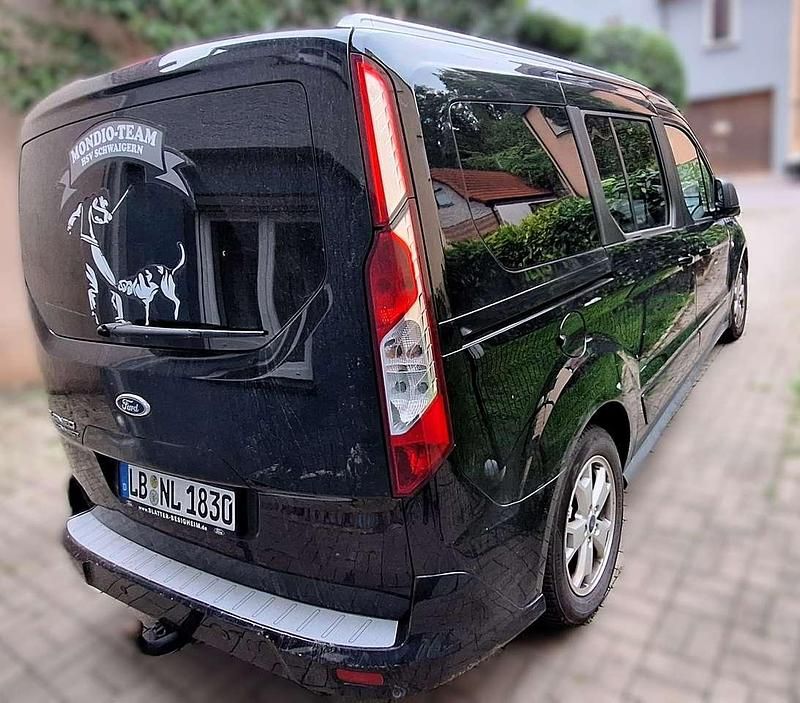 Gebraucht Ford Tourneo 120 PS (88 kW) 2017 Schwarz Kombi