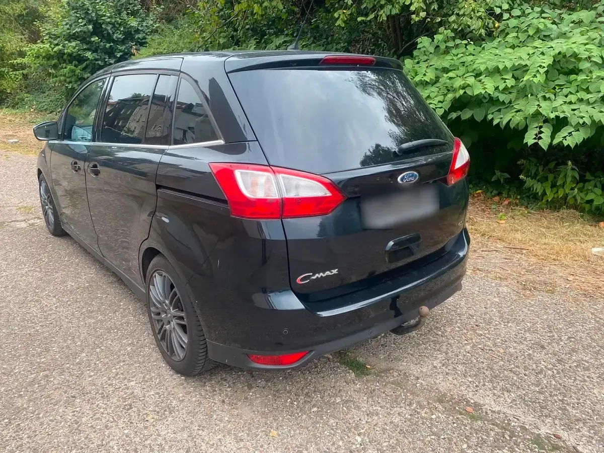 Gebraucht Ford C-MAX 163 PS (119 kW) 2012 Schwarz Van / Kleinbus