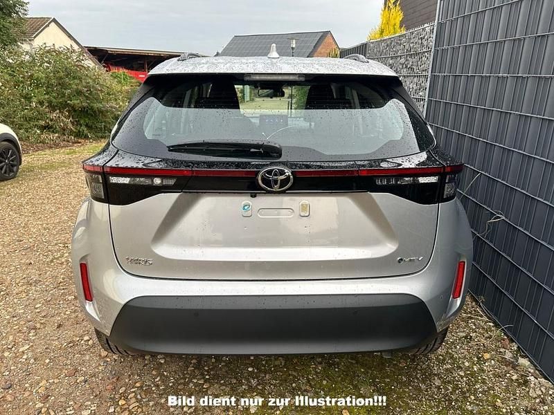 Neu Toyota Yaris Cross Elegant 131 PS (96 kW) 2026 SUV