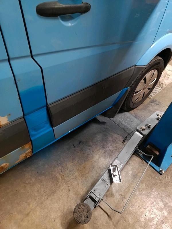 Gebraucht VW Crafter 163 PS (119 kW) 2010 Blau Van