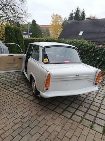 Weiß Gebraucht 1968 Trabant 601 Limousine | 4.700 € - Bild 1/4