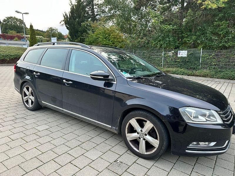 Schwarz Gebraucht 2012 VW Passat Exclusive Limousine | 5.500 € (Guter Preis) - Bild 1/4