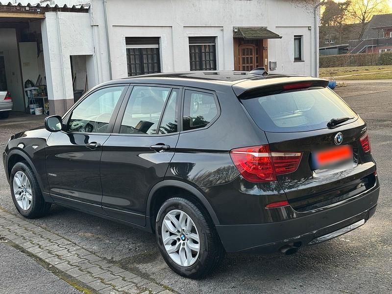 Gebraucht BMW X3 184 PS (135 kW) 2012 Schwarz SUV