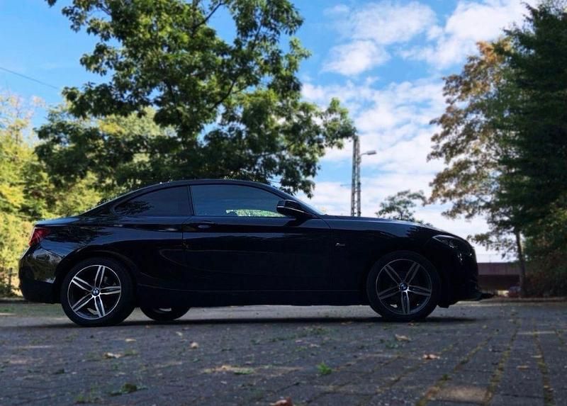 Gebraucht BMW 218 Sport Line 136 PS (100 kW) 2015 Schwarz Coupé