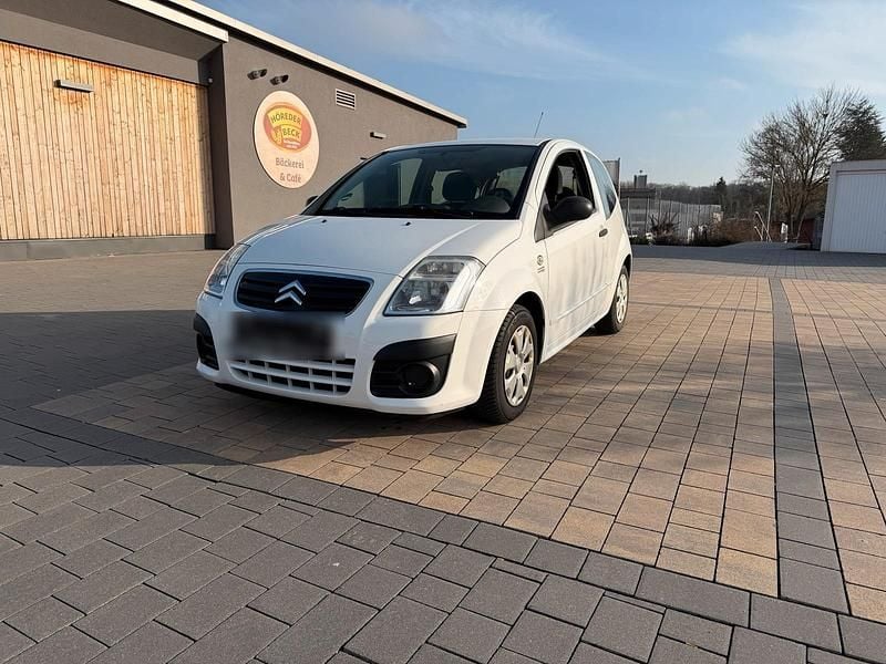Gebraucht Citroën C2 60 PS (44 kW) 2009 Weiß Kleinwagen