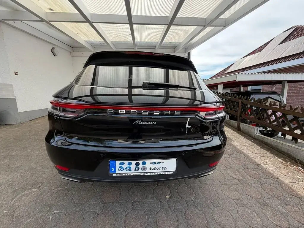 Gebraucht Porsche Macan 245 PS (180 kW) 2021 Schwarz SUV