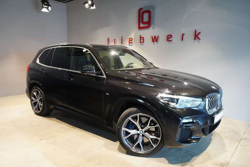 Schwarz Gebraucht 2020 BMW X5 M Sport SUV | 54.941 € (Superpreis) - Bild 1/3