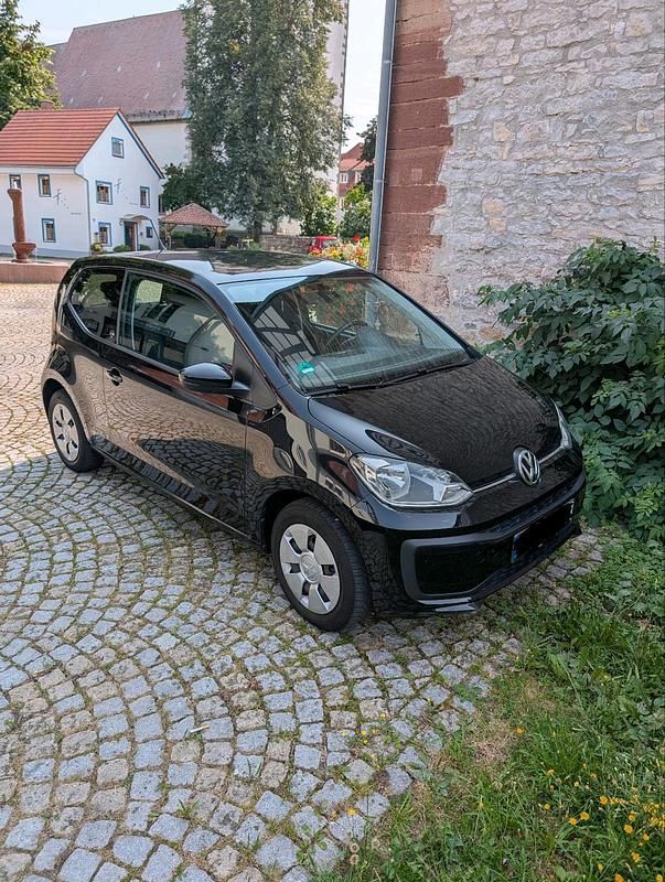 Schwarz Gebraucht 2017 VW up! Sound Kleinwagen | 9.990 € (Fairer Preis) - Bild 1/4