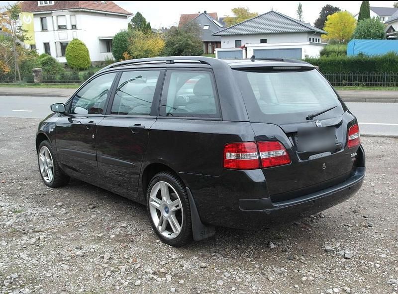 Gebraucht Fiat Stilo 105 PS (77 kW) 2006 Schwarz Kombi