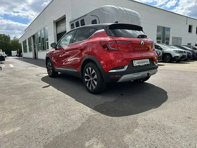 Gebraucht Renault Captur Techno 91 PS (66 kW) 2023 Rot SUV