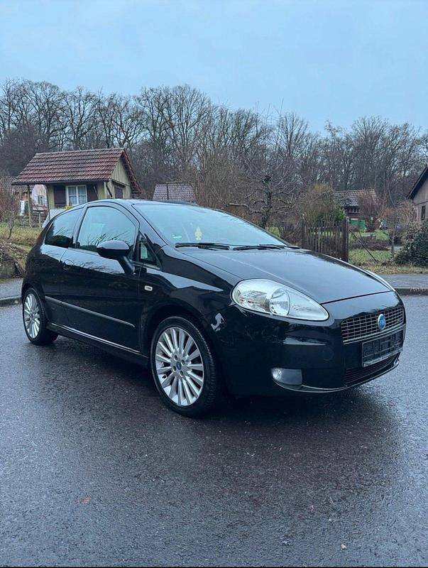 Gebraucht Fiat Punto 95 PS (69 kW) 2007 Schwarz Kleinwagen