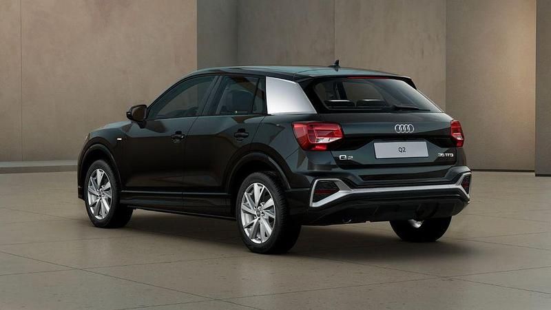 Gebraucht Audi Q2 S-Line 150 PS (110 kW) 2025 Mythosschwarz metallic SUV