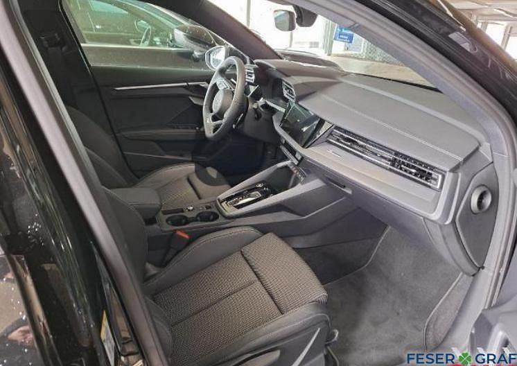 Gebraucht Audi A3 Ambiente 150 PS (110 kW) 2025 Mythosschwarz metallic Limousine