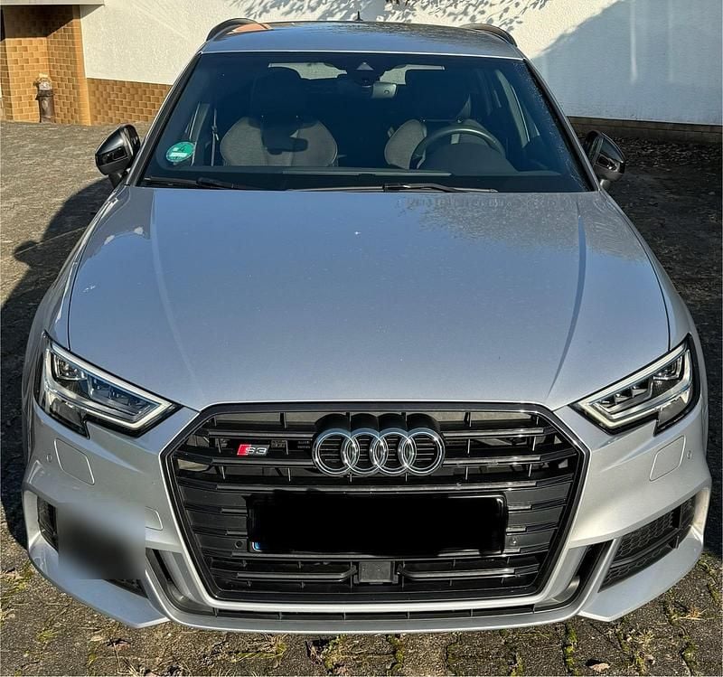 Silber Gebraucht 2019 Audi S3 Design Kombi | 28.900 € (Fairer Preis) - Bild 1/4