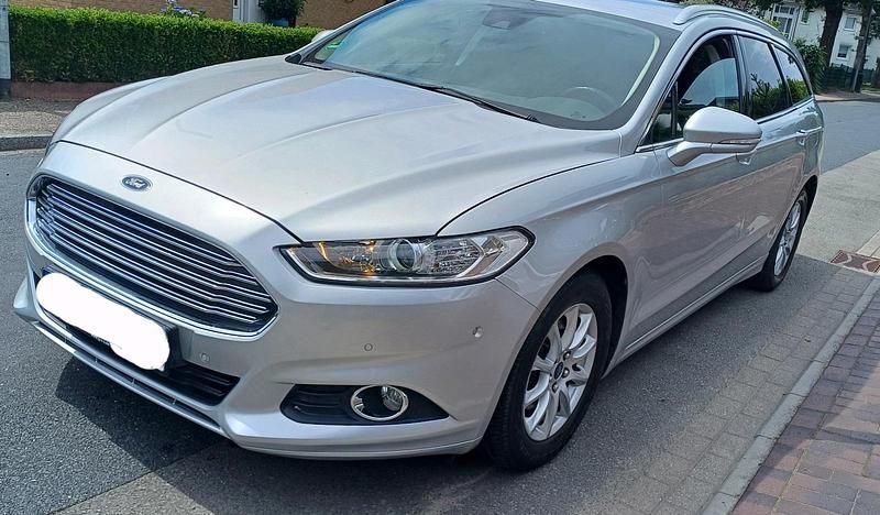 Grau Gebraucht 2015 Ford Mondeo Titanium Kombi | 11.300 € (Fairer Preis) - Bild 1/4