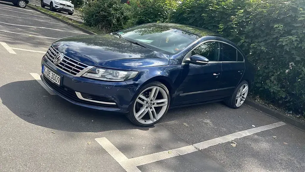 Gebraucht VW CC 140 PS (102 kW) 2012 Blau Limousine