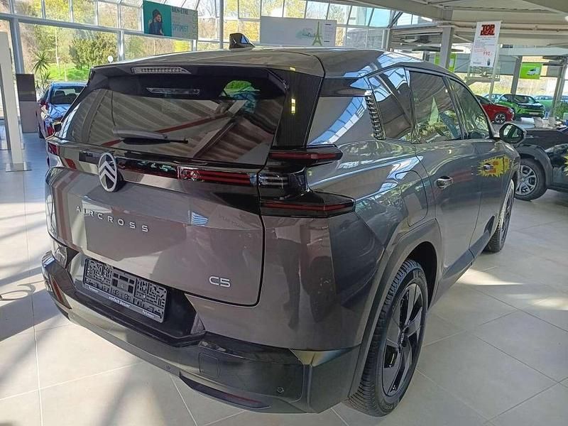 Neu Citroën C5 136 PS (100 kW) 2026 Hell grün metallic SUV