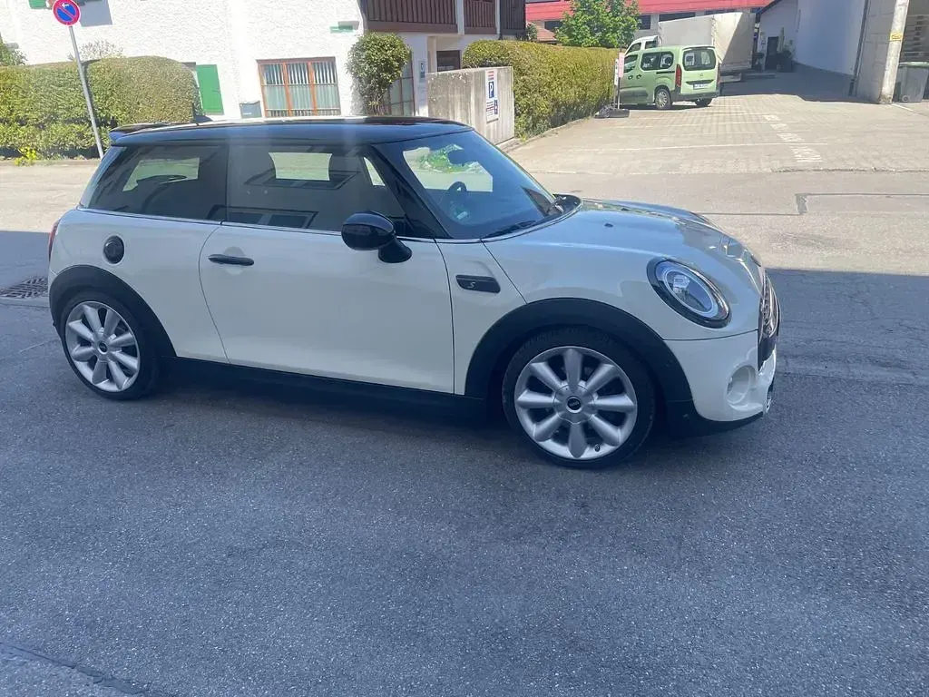 Używany Mini Cooper S 192 KM (141 kW) 2015 Biały Hatchback
