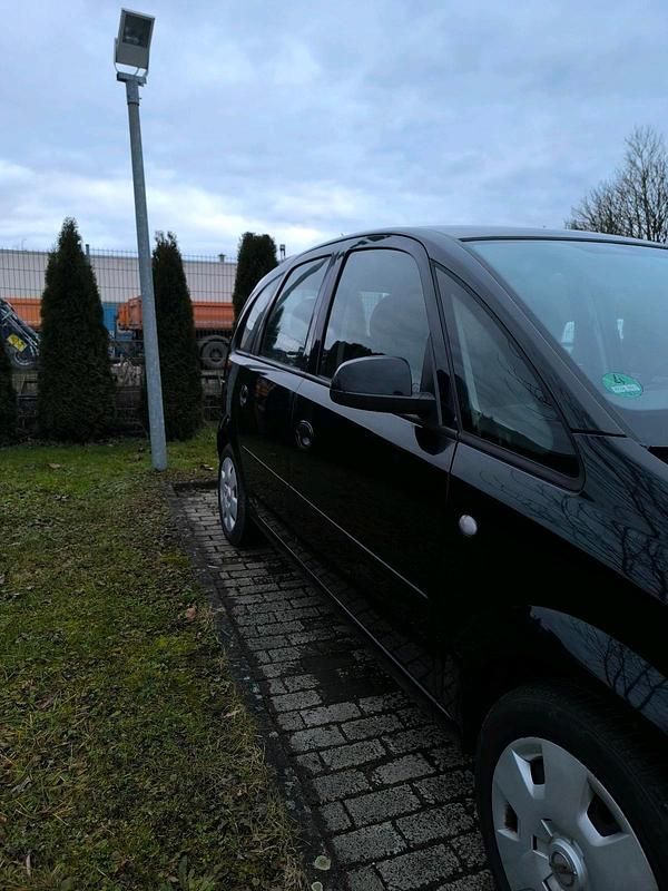 Schwarz Gebraucht 2008 Opel Meriva Van / Kleinbus | 1.650 € (Fairer Preis) - Bild 1/4