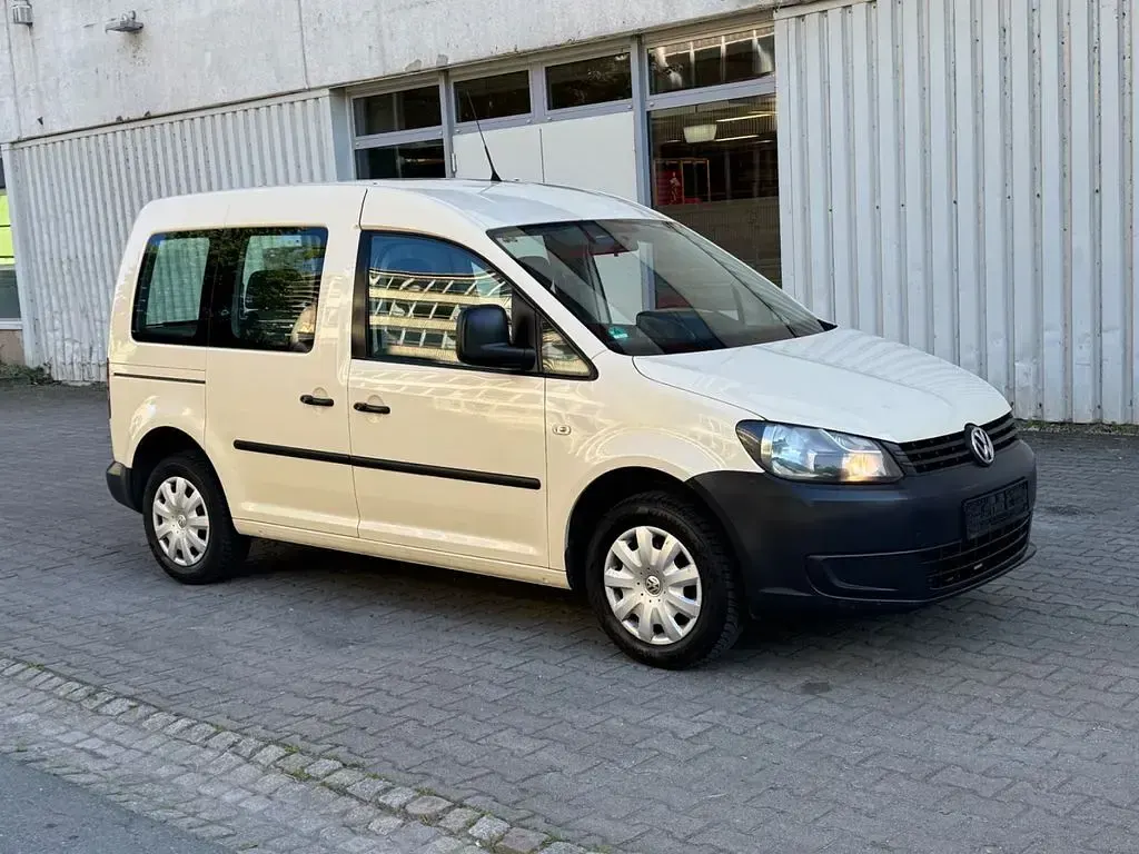 Gebraucht VW Caddy Comfortline 98 PS (72 kW) 2012 Blau Van / Kleinbus