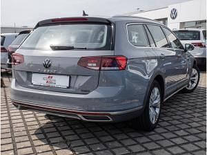 Gebraucht VW Passat Alltrack 200 PS (147 kW) 2023 Grau (mondsteingrau) Kombi