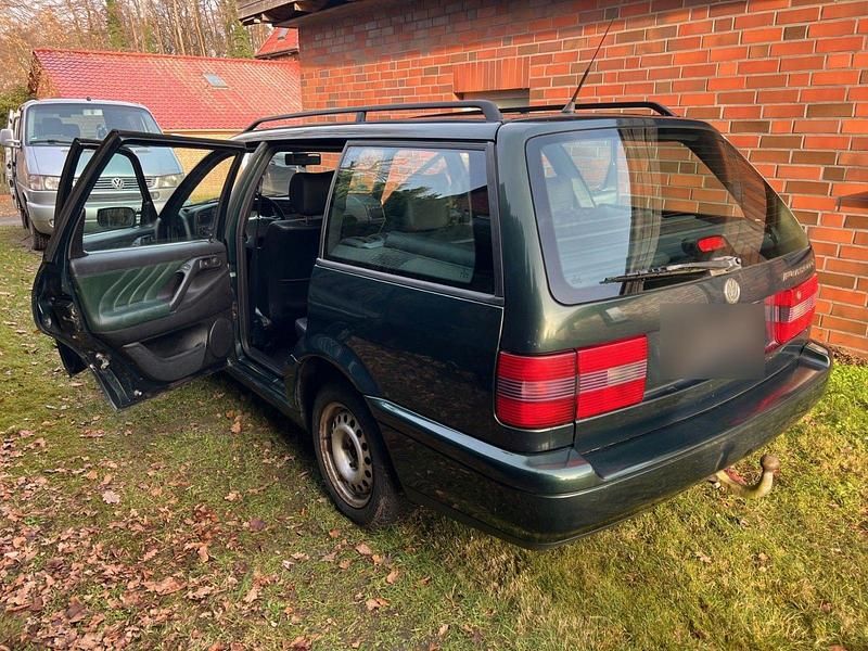 Second-hand VW Passat 116 CP (85 kW) 1996 Verde Break