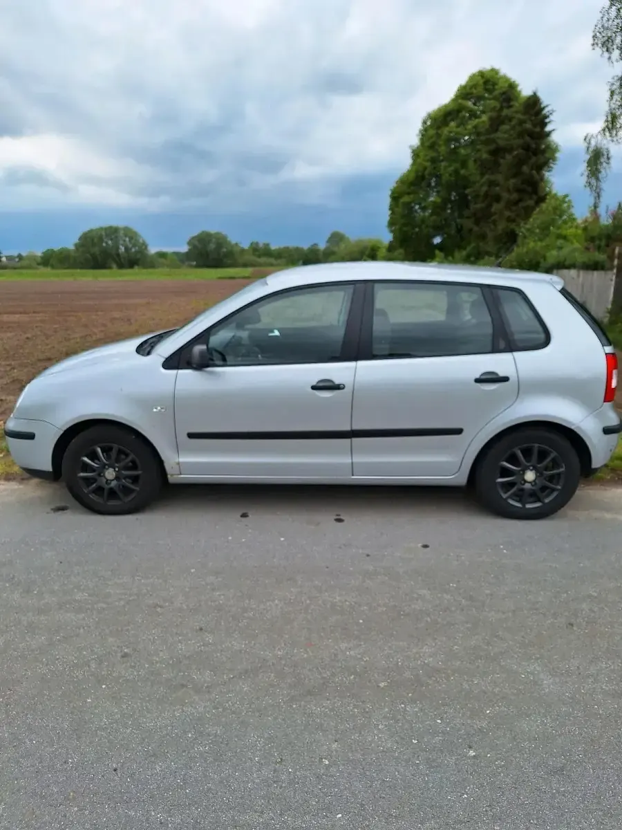 Brugt VW Polo 62 HK (45 kW) 2003 Sølv Hatchback