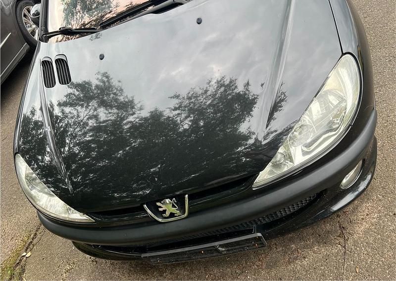 Schwarz Gebraucht 2005 Peugeot 206 Kleinwagen | 1.300 € (Fairer Preis) - Bild 1/4