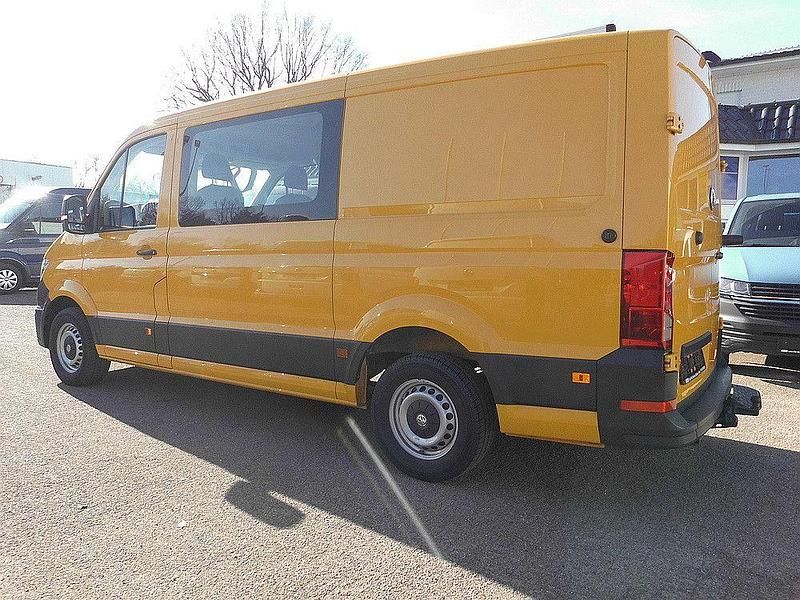 Gebraucht VW Crafter Trendline 177 PS (130 kW) 2021 Gelb Van