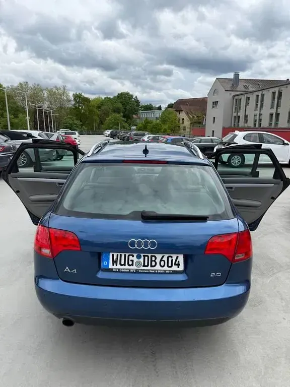 Gebraucht Audi A4 131 PS (96 kW) 2006 Blau Kombi