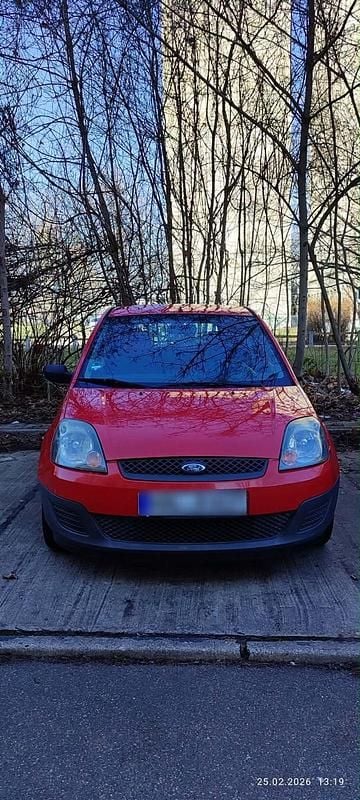 Gebraucht Ford Fiesta 68 PS (50 kW) 2006 Rot Kleinwagen