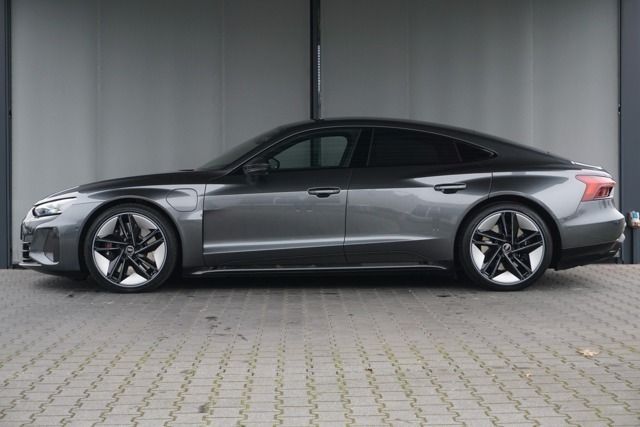 Gebraucht Audi RS e-tron GT Ambiente 475 kW (646 PS) 2021 Daytonagrau perleffekt Limousine