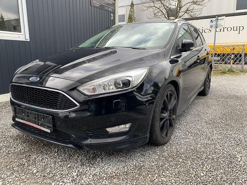 Gebraucht Ford Focus ST-Line 150 PS (110 kW) 2016 Schwarz Kombi