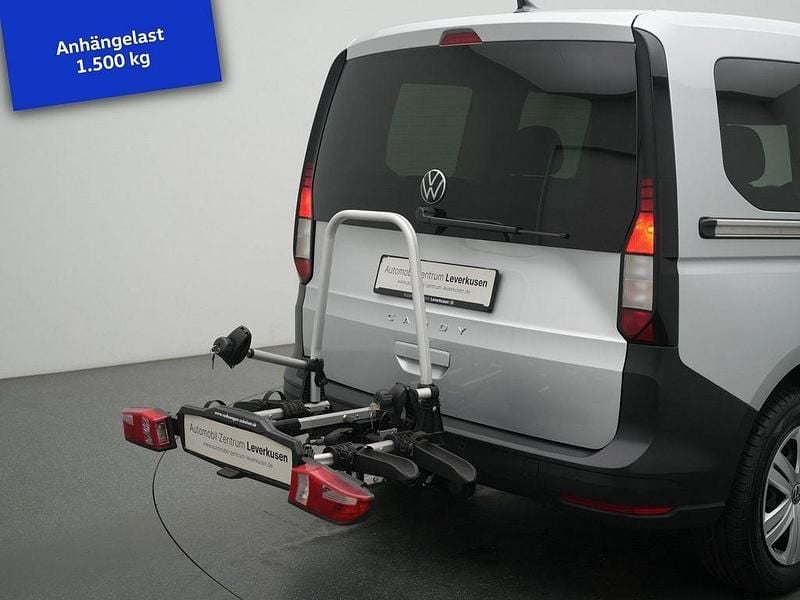 Second-hand VW Caddy 122 CP (89 kW) 2023 Argintiu Monovolum