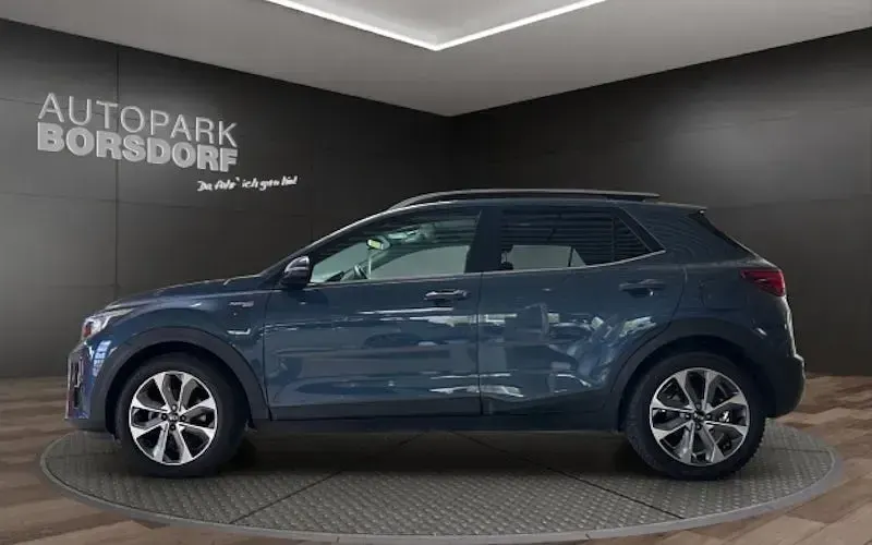 Gebraucht Kia Stonic Platinum Edition 120 PS (88 kW) 2019 Blau SUV