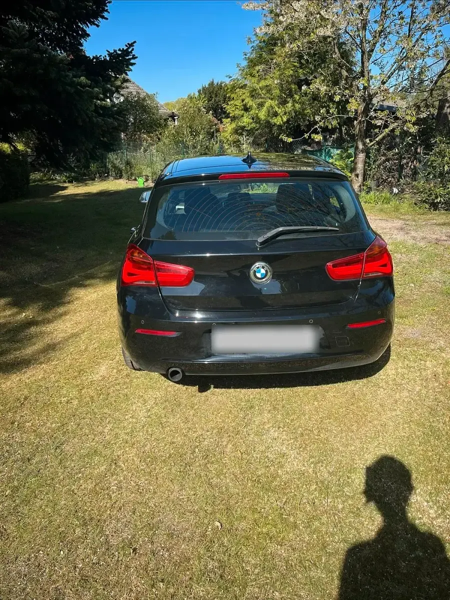 Gebraucht BMW 116 109 PS (80 kW) 2016 Schwarz Kleinwagen