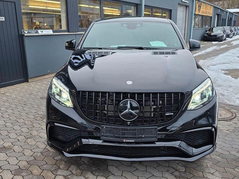 Gebraucht Mercedes GLE63 AMG AMG 585 PS (430 kW) 2016 Schwarz Limousine