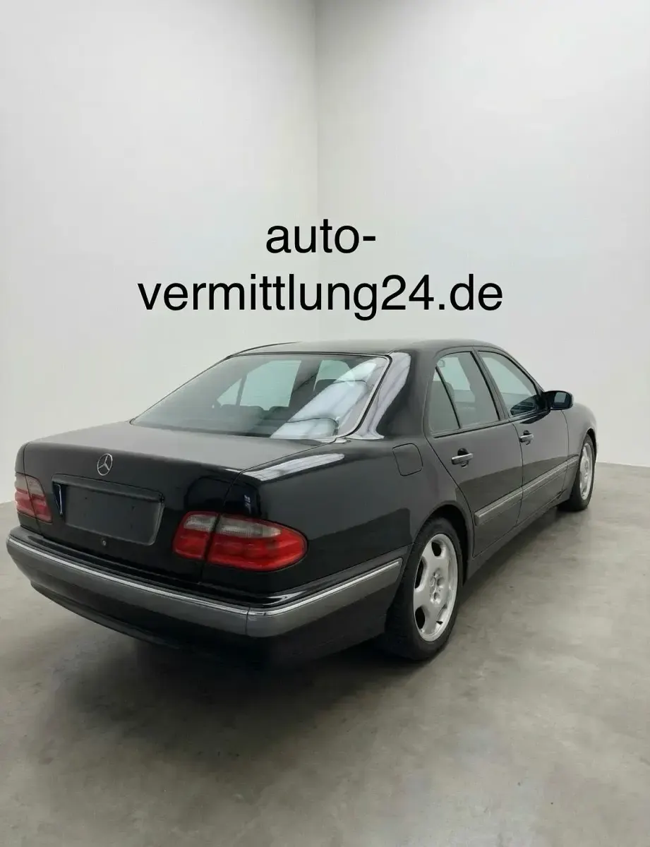 Gebraucht Mercedes E430 Elegance 279 PS (205 kW) 2000 Schwarz Limousine