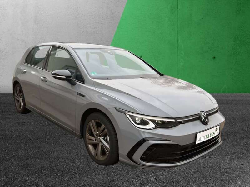 Gebraucht VW Golf VIII R-line 150 PS (110 kW) 2024 Mondsteingrau Limousine