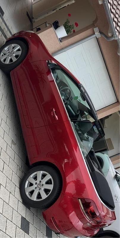 Gebraucht VW Golf Cabriolet Exclusive 105 PS (77 kW) 2013 Rot Cabrio