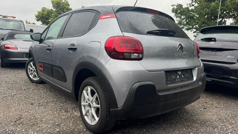 Gebraucht Citroën C3 Shine 110 PS (80 kW) 2022 Grau Kleinwagen