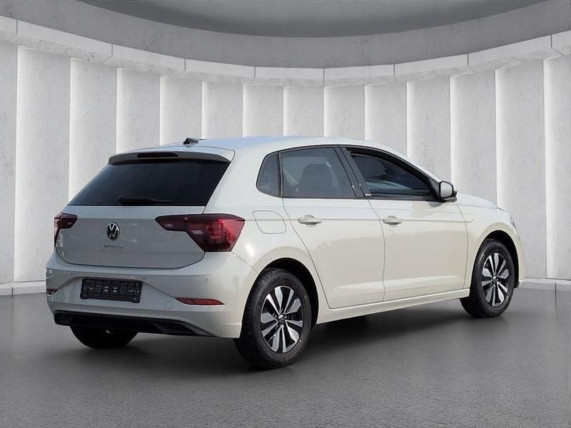 Gebraucht VW Polo Move 95 PS (69 kW) 2023 Ascotgrau Kleinwagen